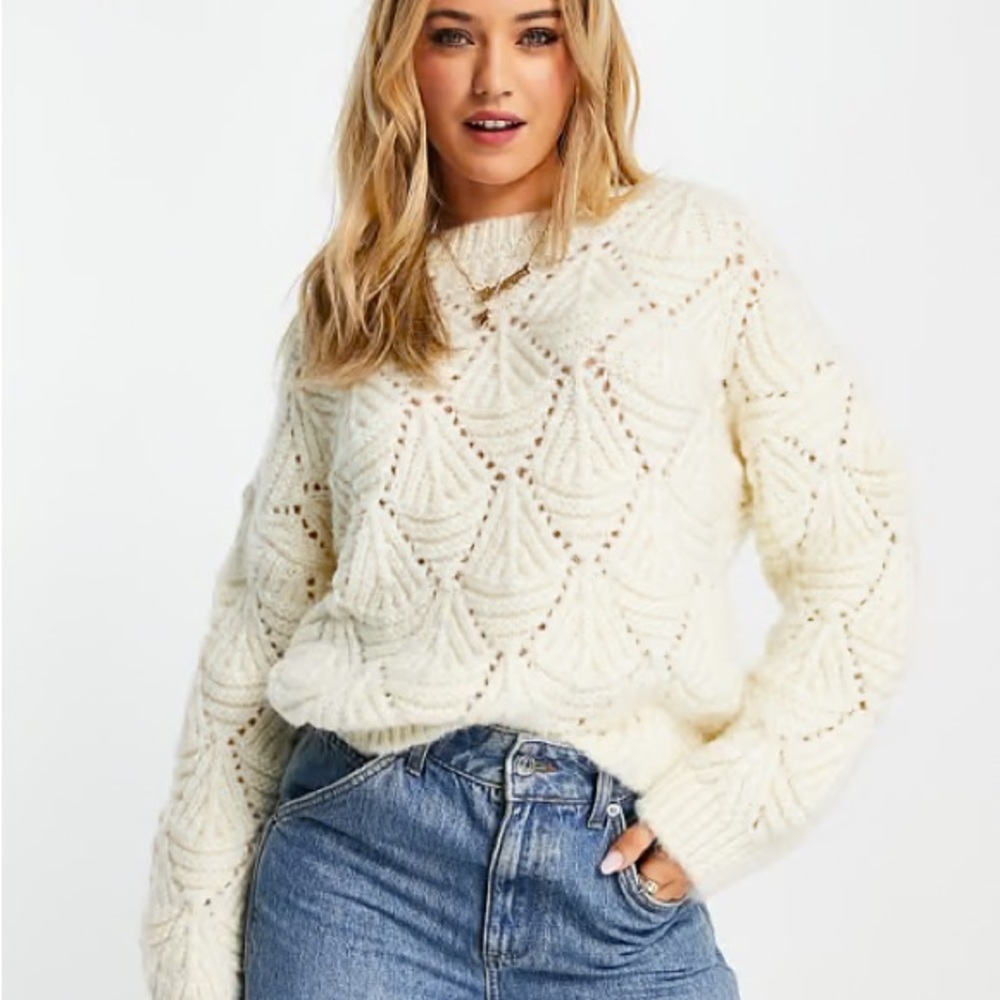 Cozy Cream Sweater Small